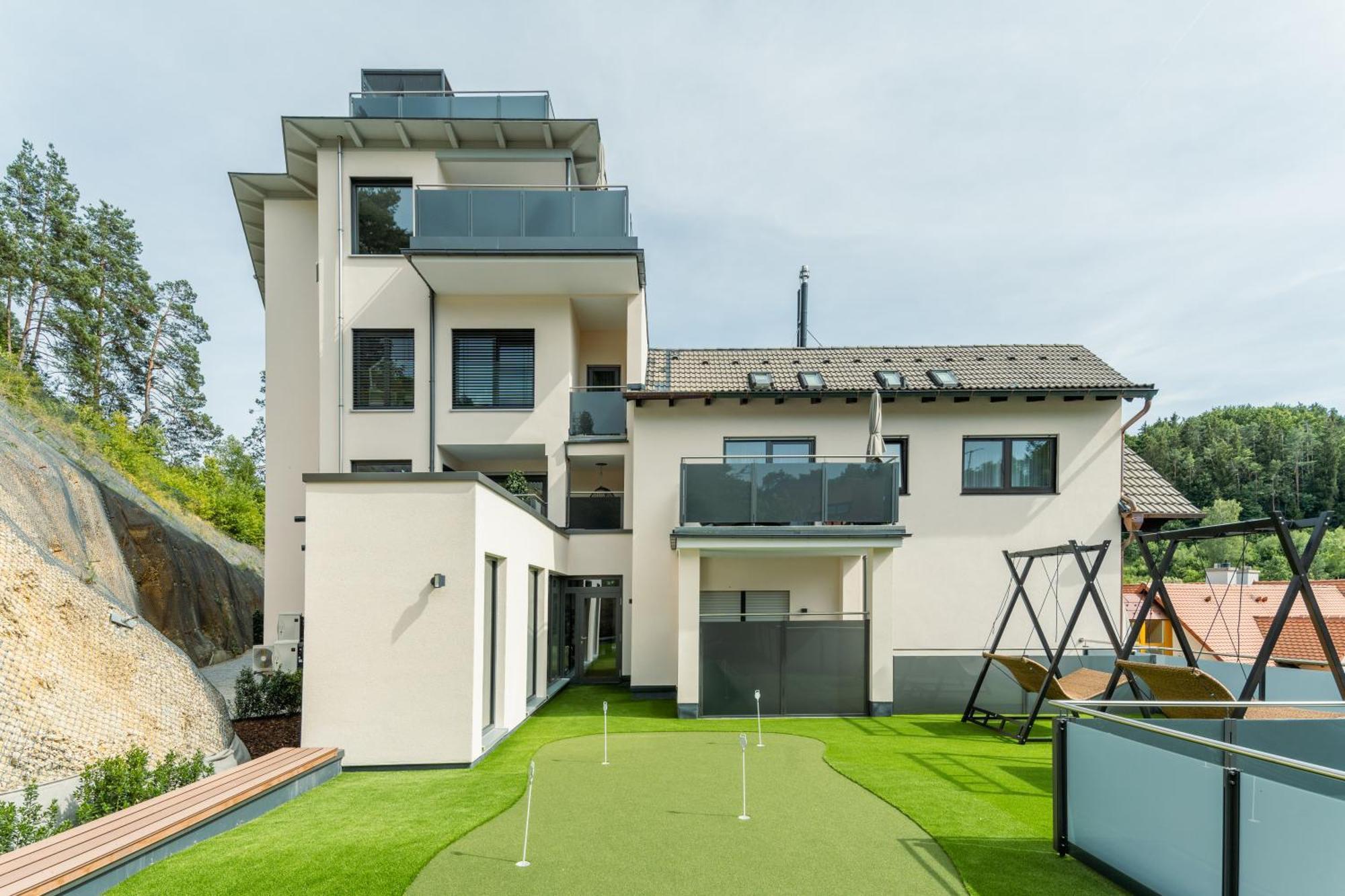 Landhotel Sternwirt - Das Wellnesshotel Zwischen Nuernberg Und Amberg Hogen Extérieur photo
