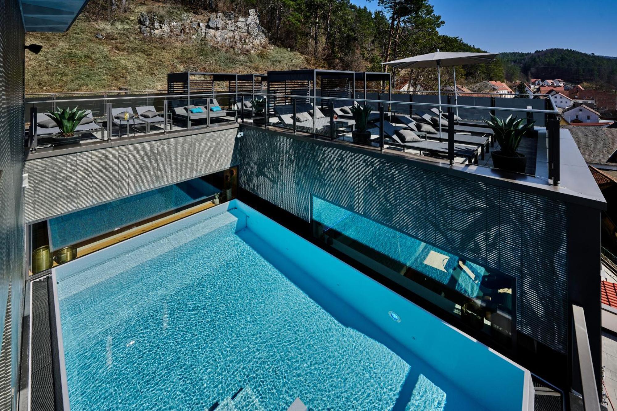 Landhotel Sternwirt - Das Wellnesshotel Zwischen Nuernberg Und Amberg Hogen Extérieur photo
