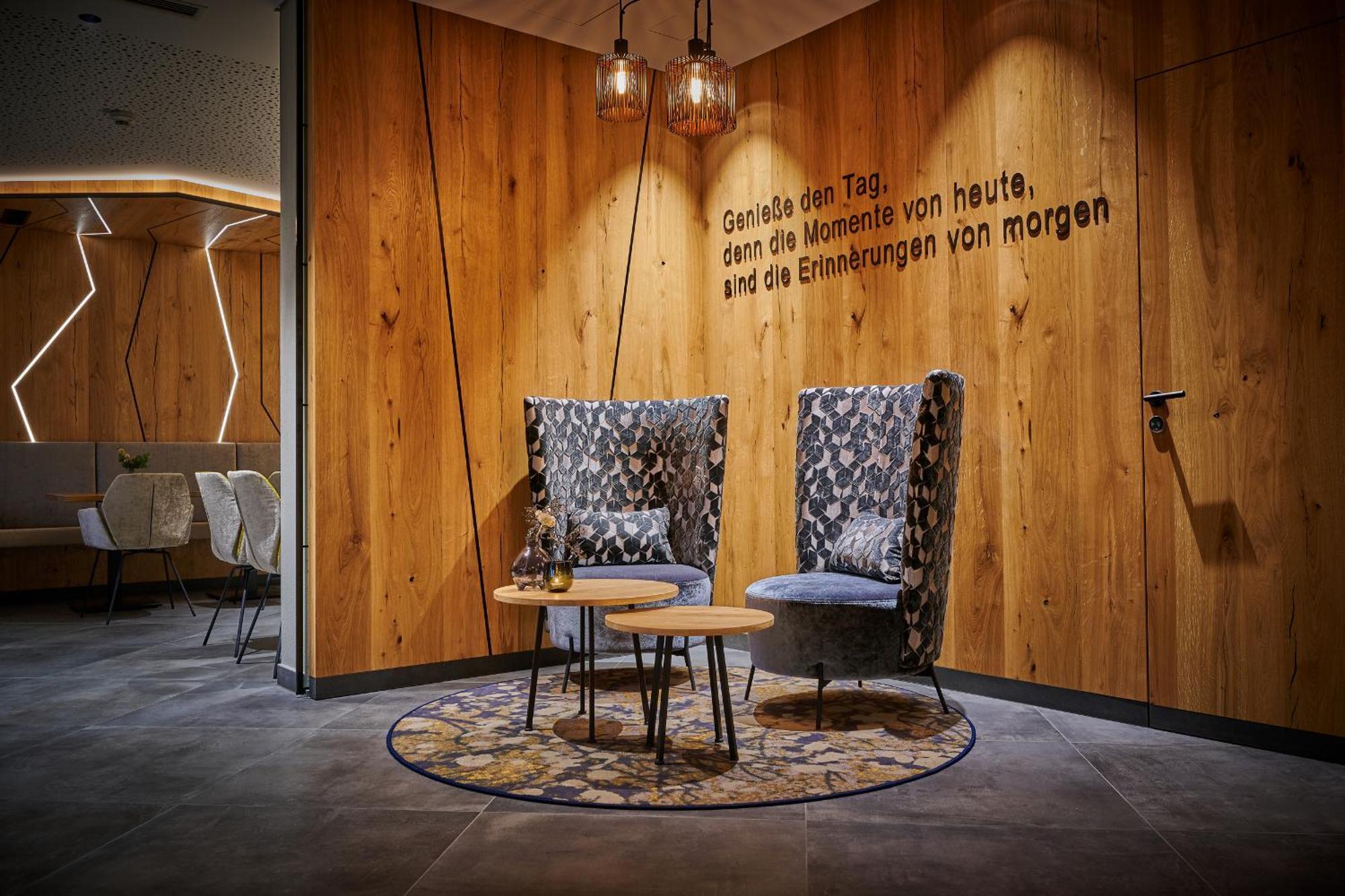 Landhotel Sternwirt - Das Wellnesshotel Zwischen Nuernberg Und Amberg Hogen Extérieur photo