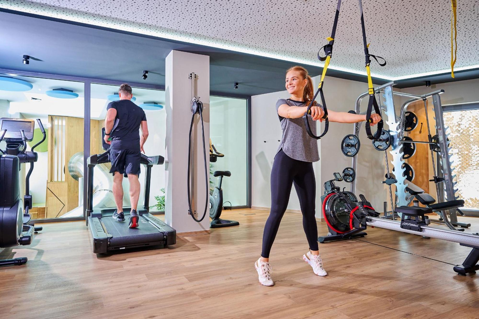 Landhotel Sternwirt - Das Wellnesshotel Zwischen Nuernberg Und Amberg Hogen Extérieur photo