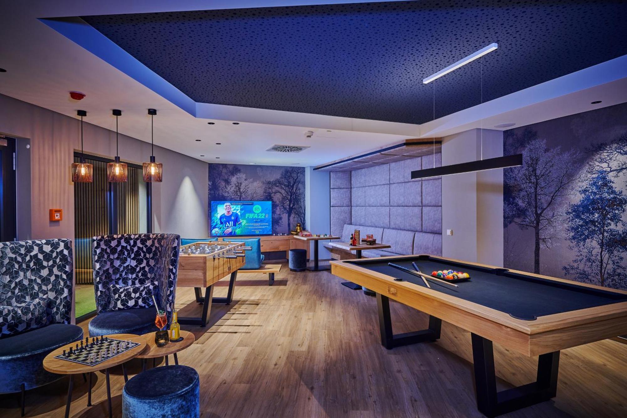 Landhotel Sternwirt - Das Wellnesshotel Zwischen Nuernberg Und Amberg Hogen Extérieur photo